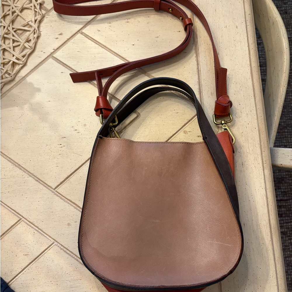 Madewell Sydney Shoulder Bag